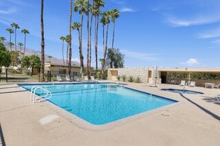 340 Desert Lakes Drive