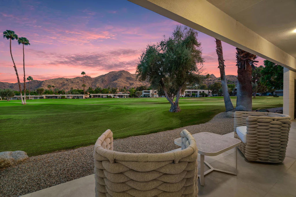133 Desert Lakes Drive