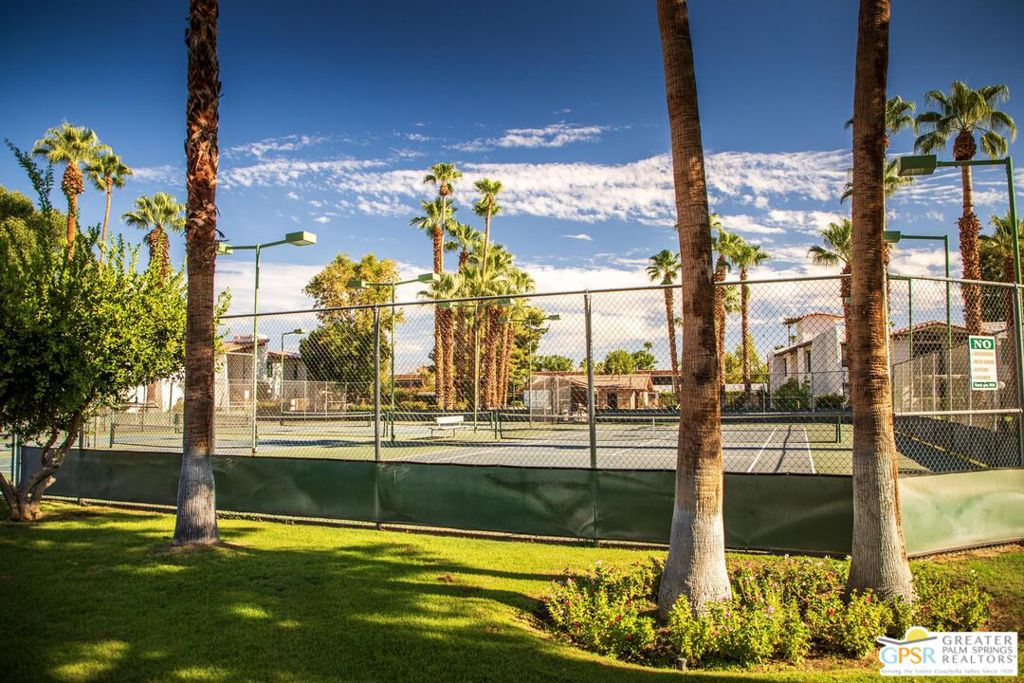 1050 E Ramon Road 34