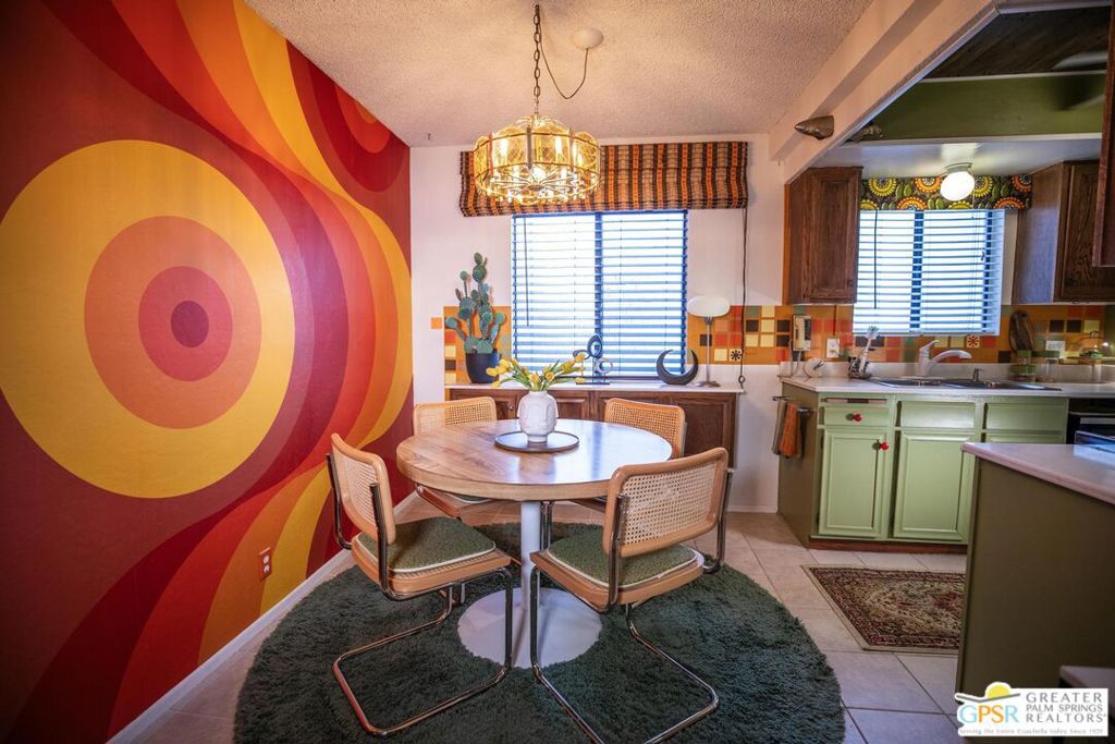 1050 E Ramon Road 34