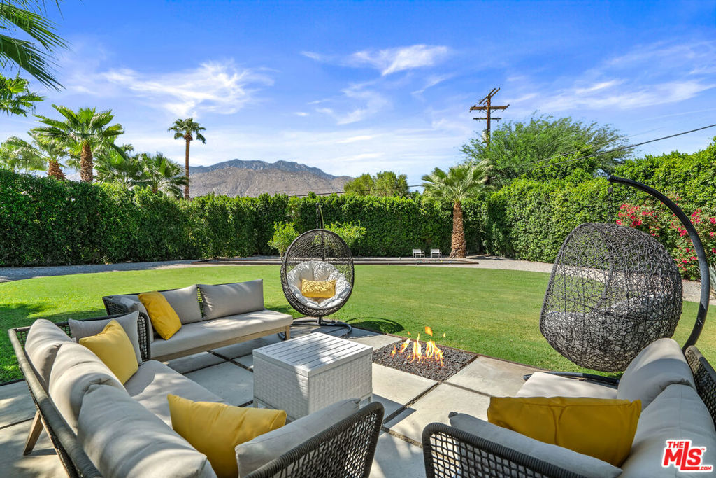 165 S Avenida Elenora