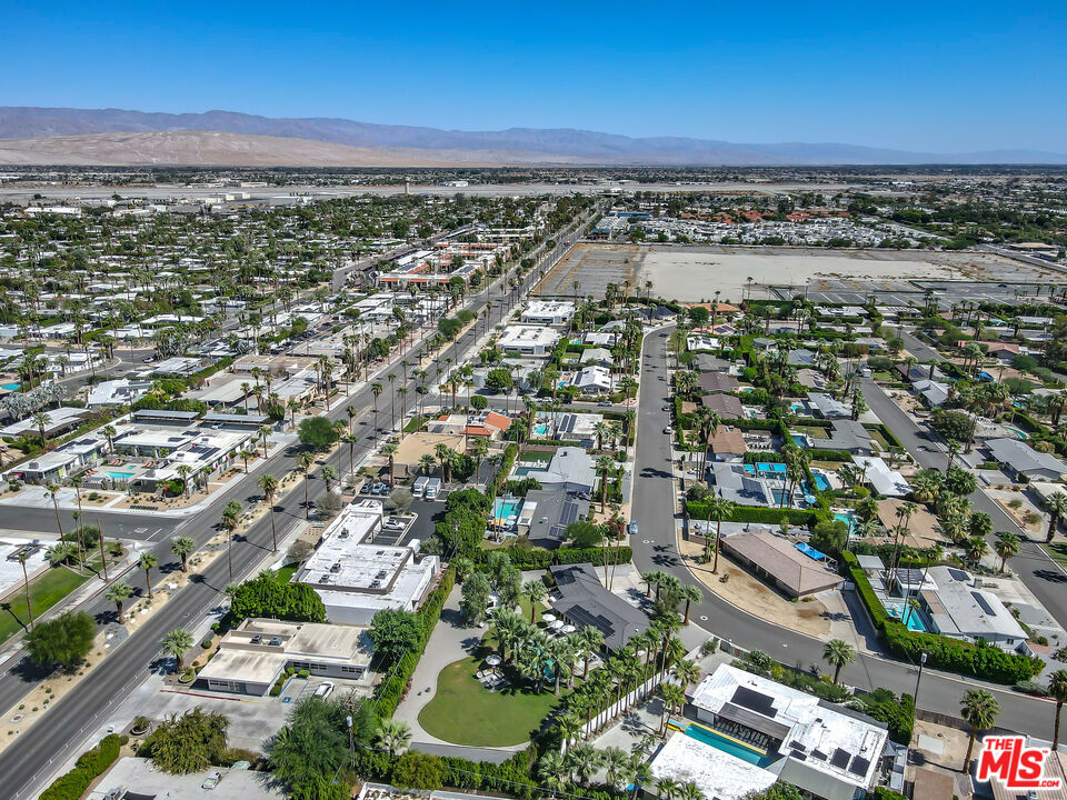 165 S Avenida Elenora