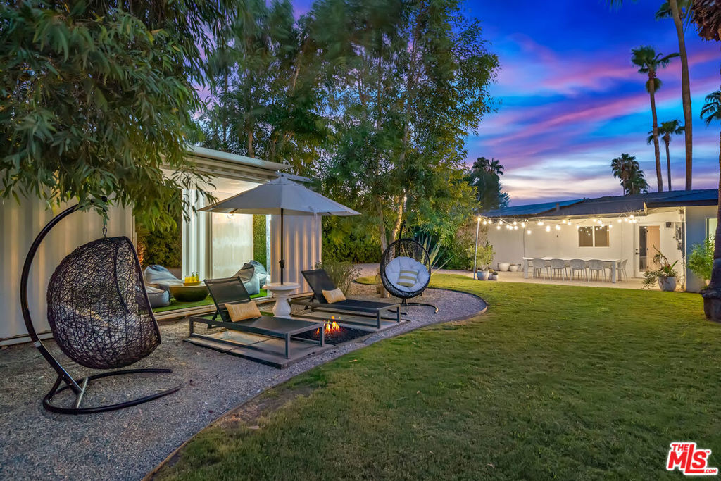 165 S Avenida Elenora