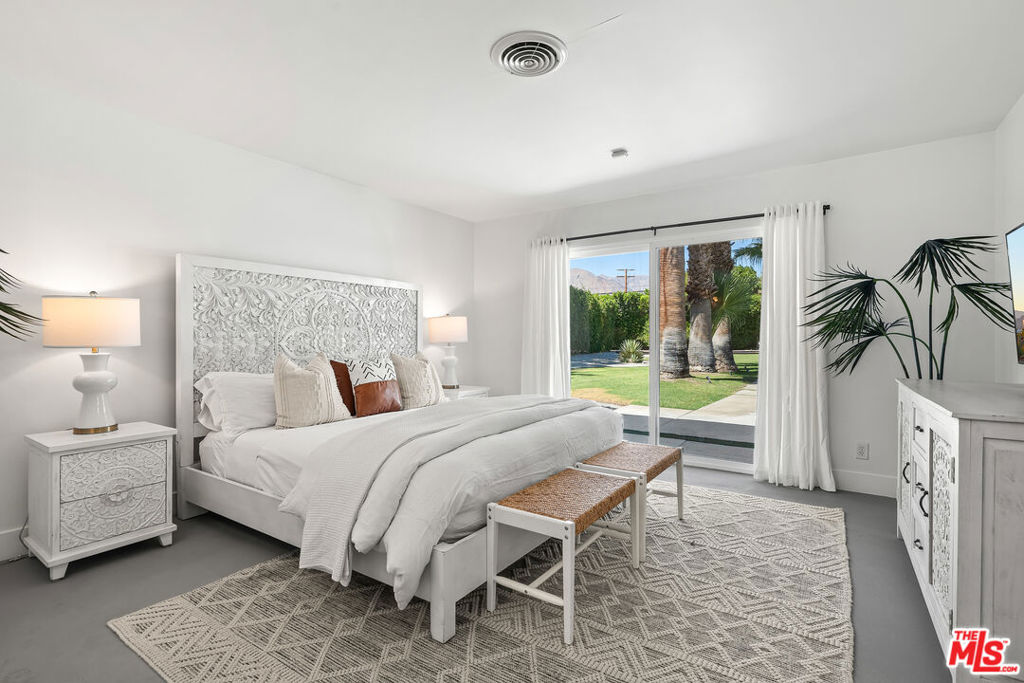 165 S Avenida Elenora