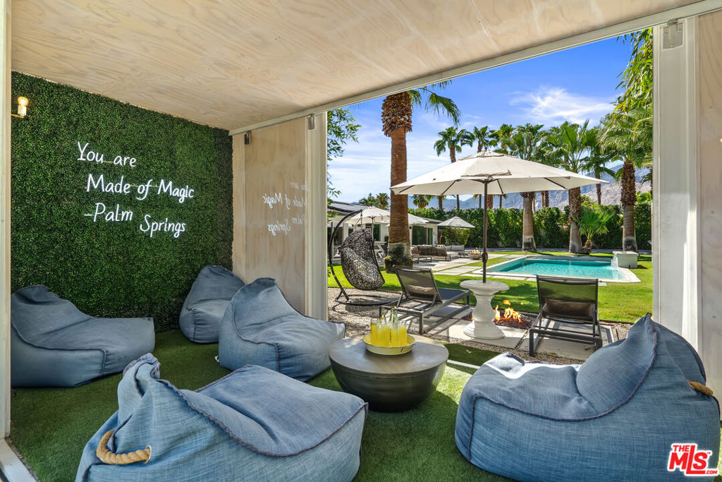 165 S Avenida Elenora