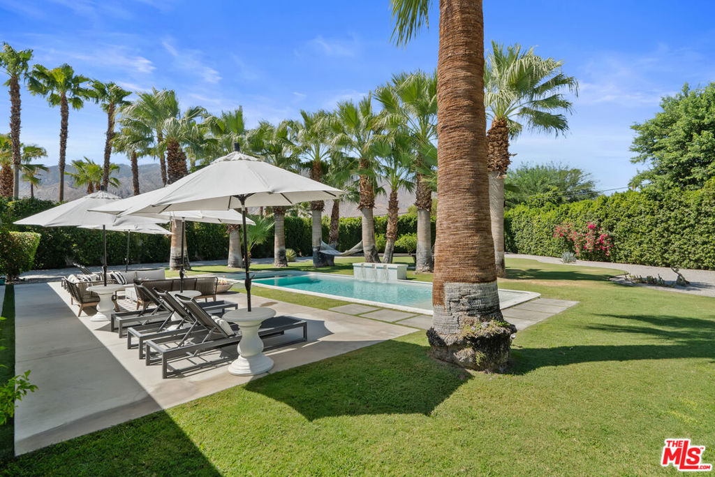 165 S Avenida Elenora