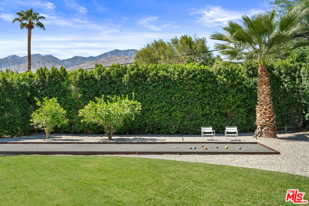 165 S Avenida Elenora