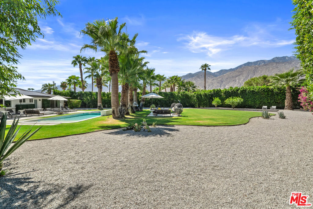 165 S Avenida Elenora