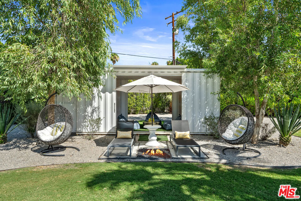 165 S Avenida Elenora