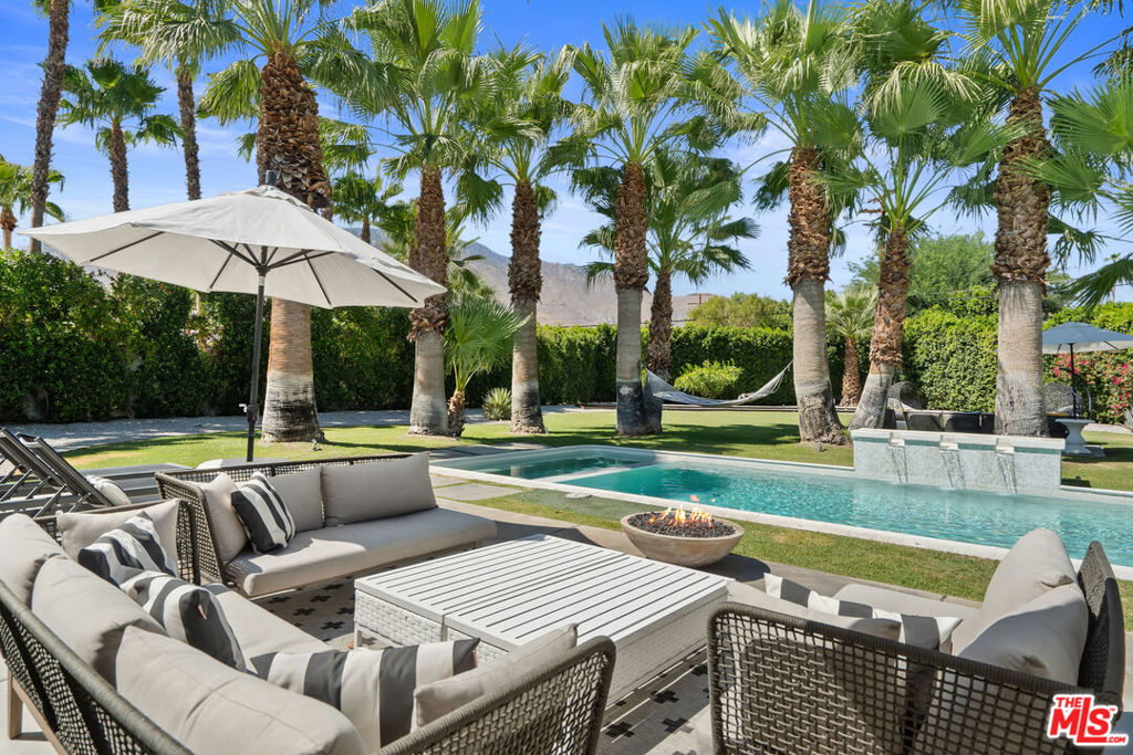 165 S Avenida Elenora