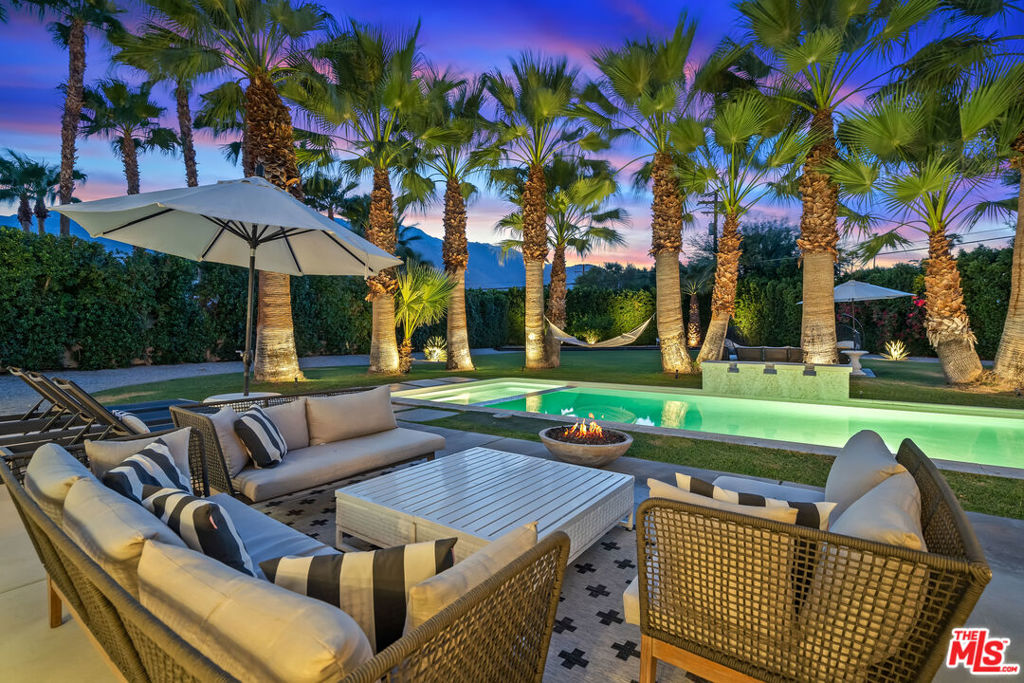 165 S Avenida Elenora