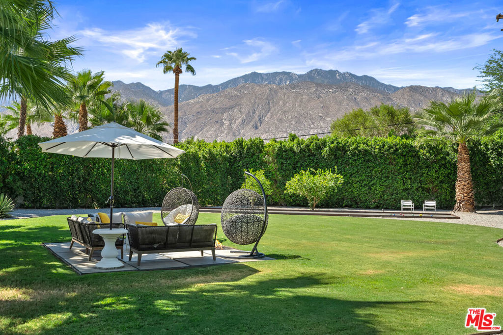 165 S Avenida Elenora