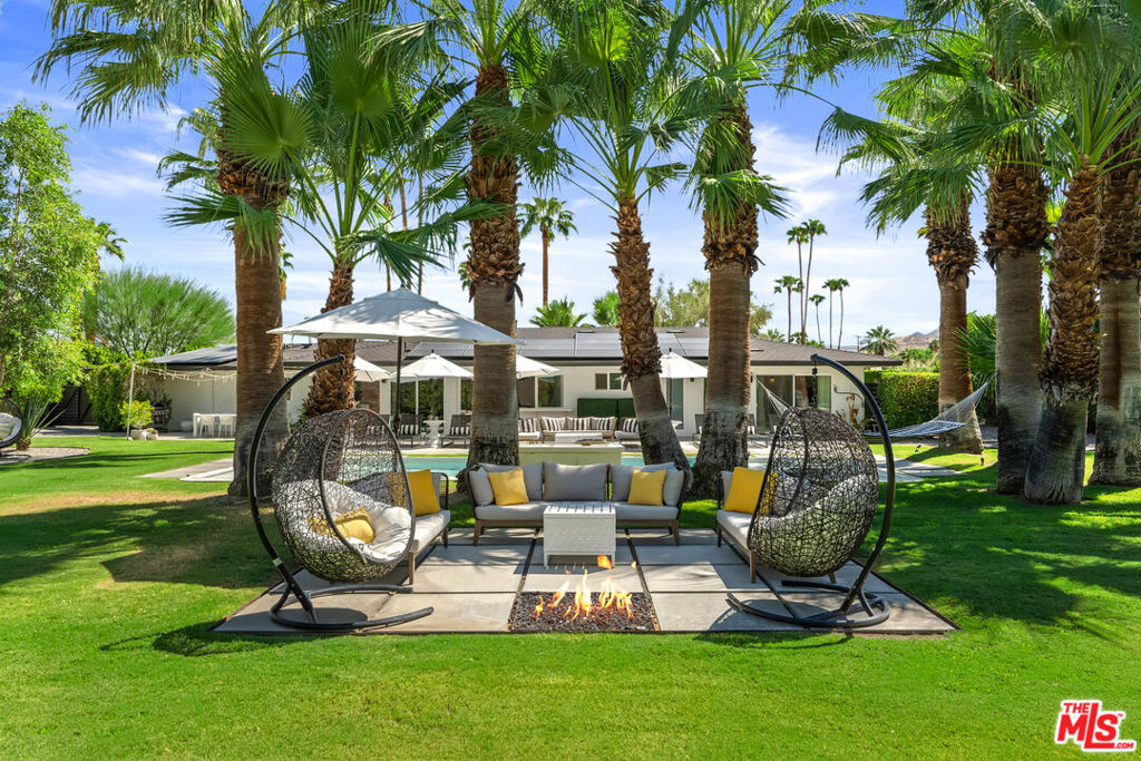 165 S Avenida Elenora