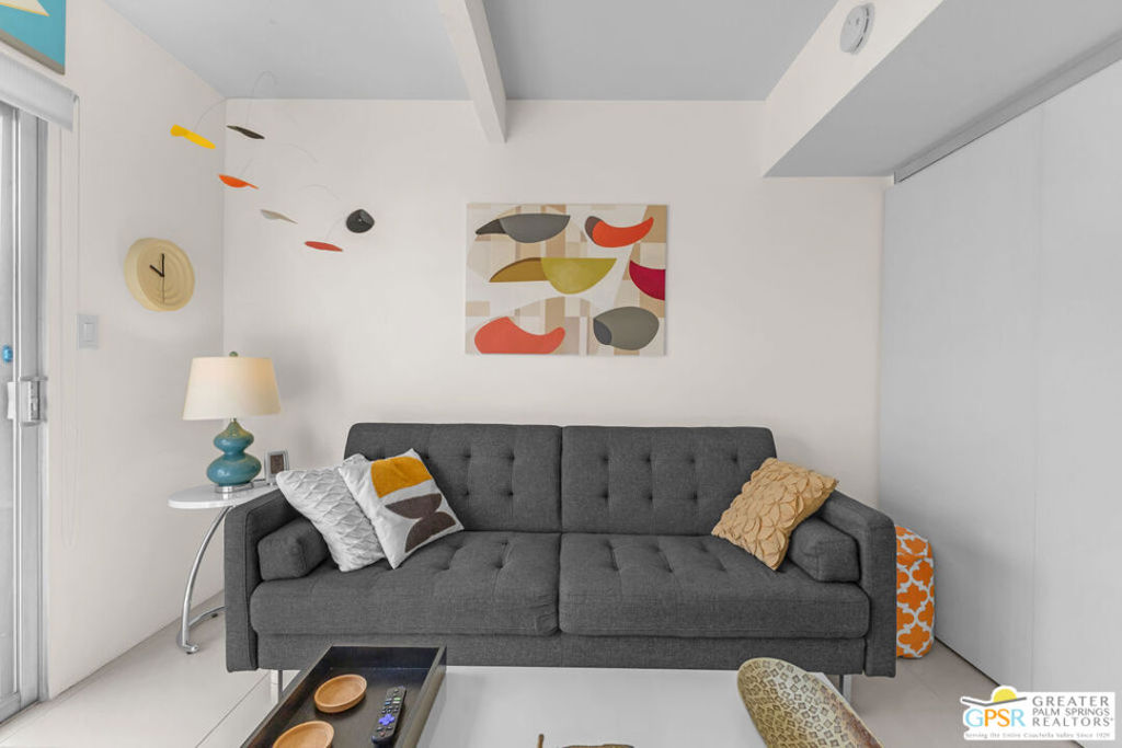 1727 E Tachevah Drive