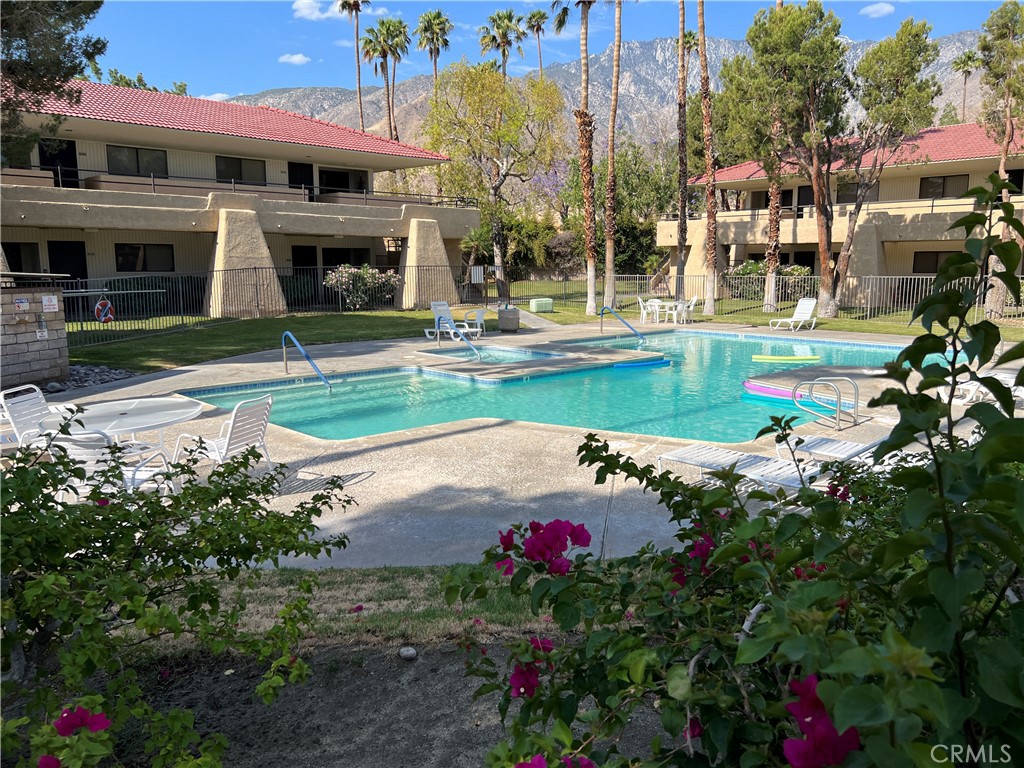 2801 E Los Felices Circle D117