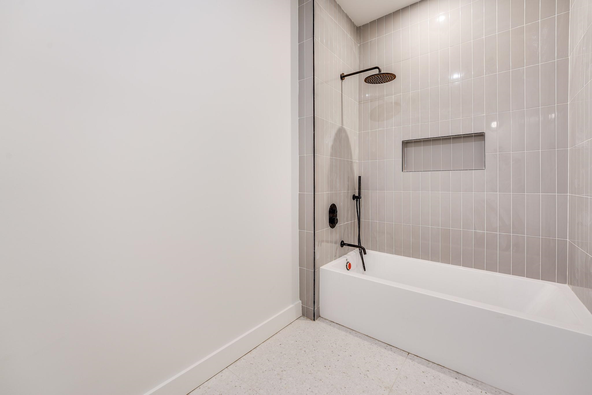 10 BRINKERHOFF ST Unit: 101