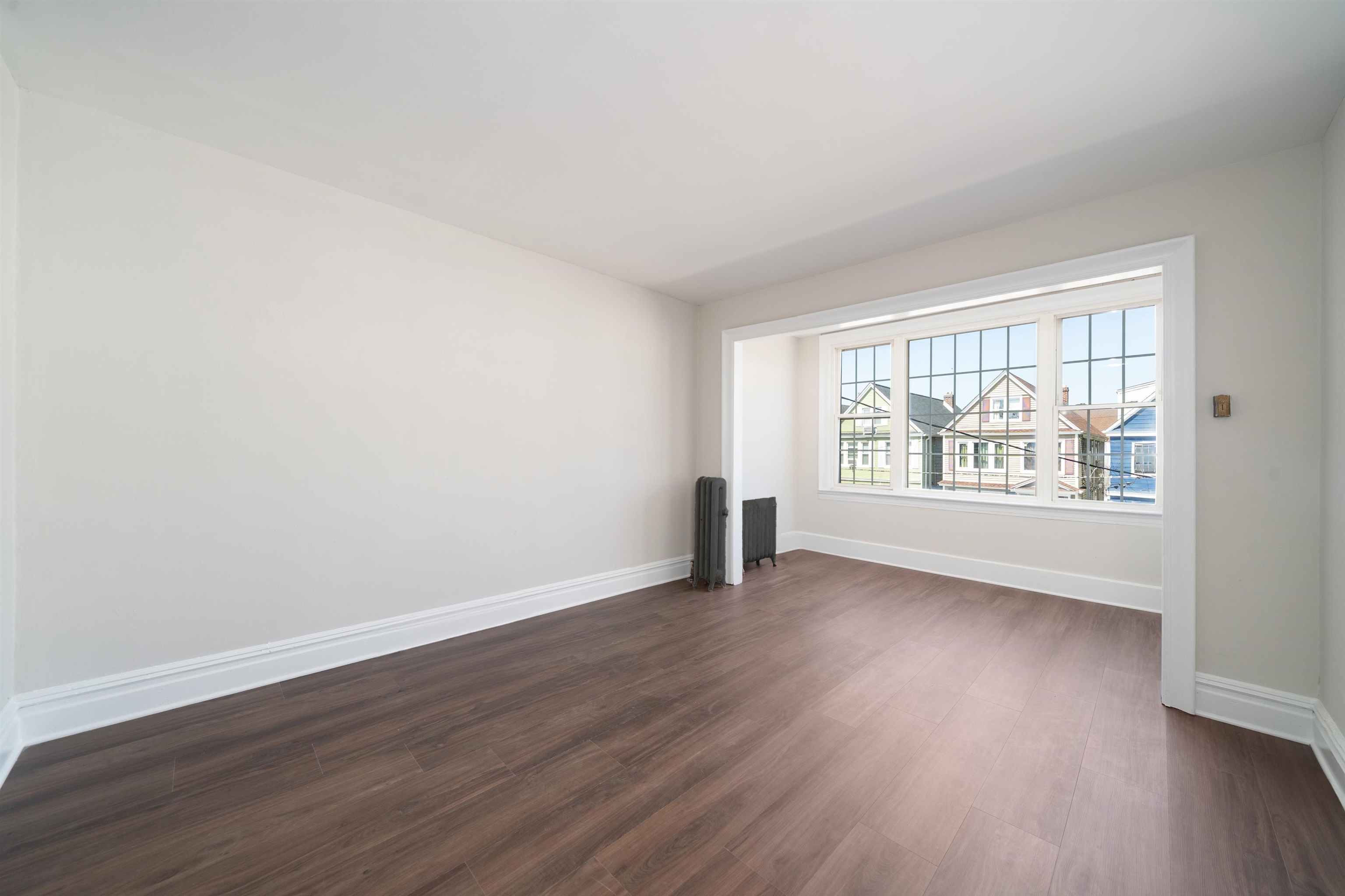 164 HUMPHREY AVE Unit: 2