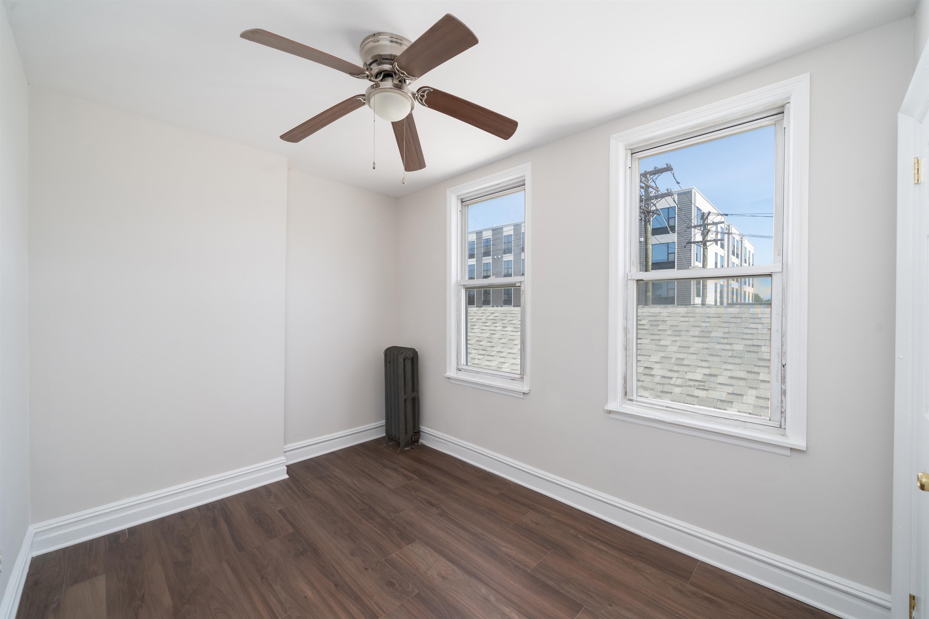 164 HUMPHREY AVE Unit: 2