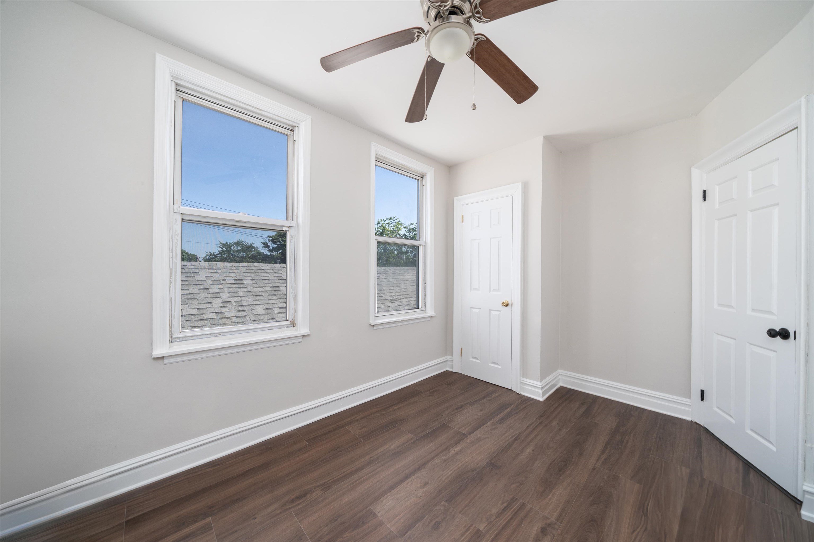 164 HUMPHREY AVE Unit: 2