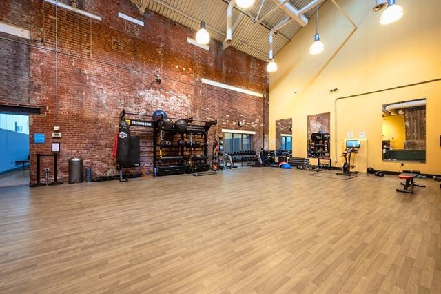 227 CHRISTOPHER COLUMBUS DR Unit: 130B