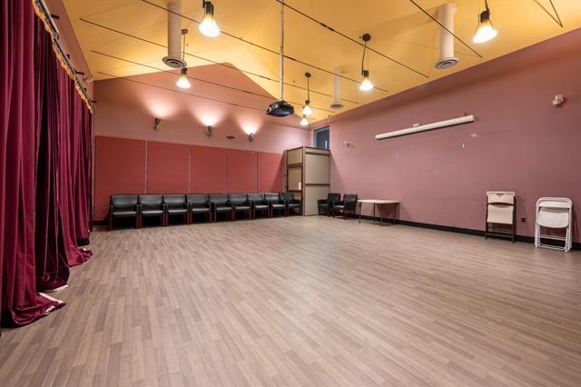 227 CHRISTOPHER COLUMBUS DR Unit: 130B