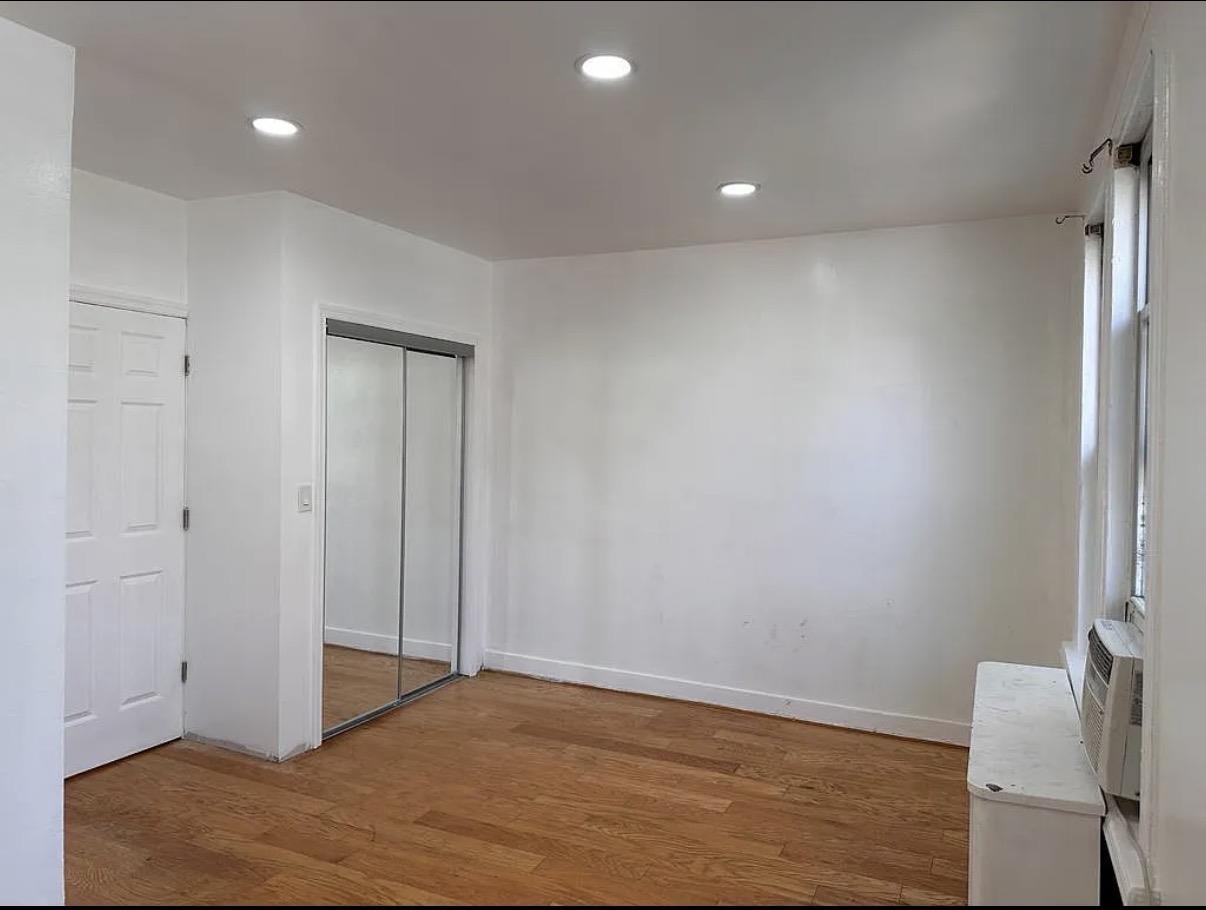 135a GRACE ST Unit: 2a
