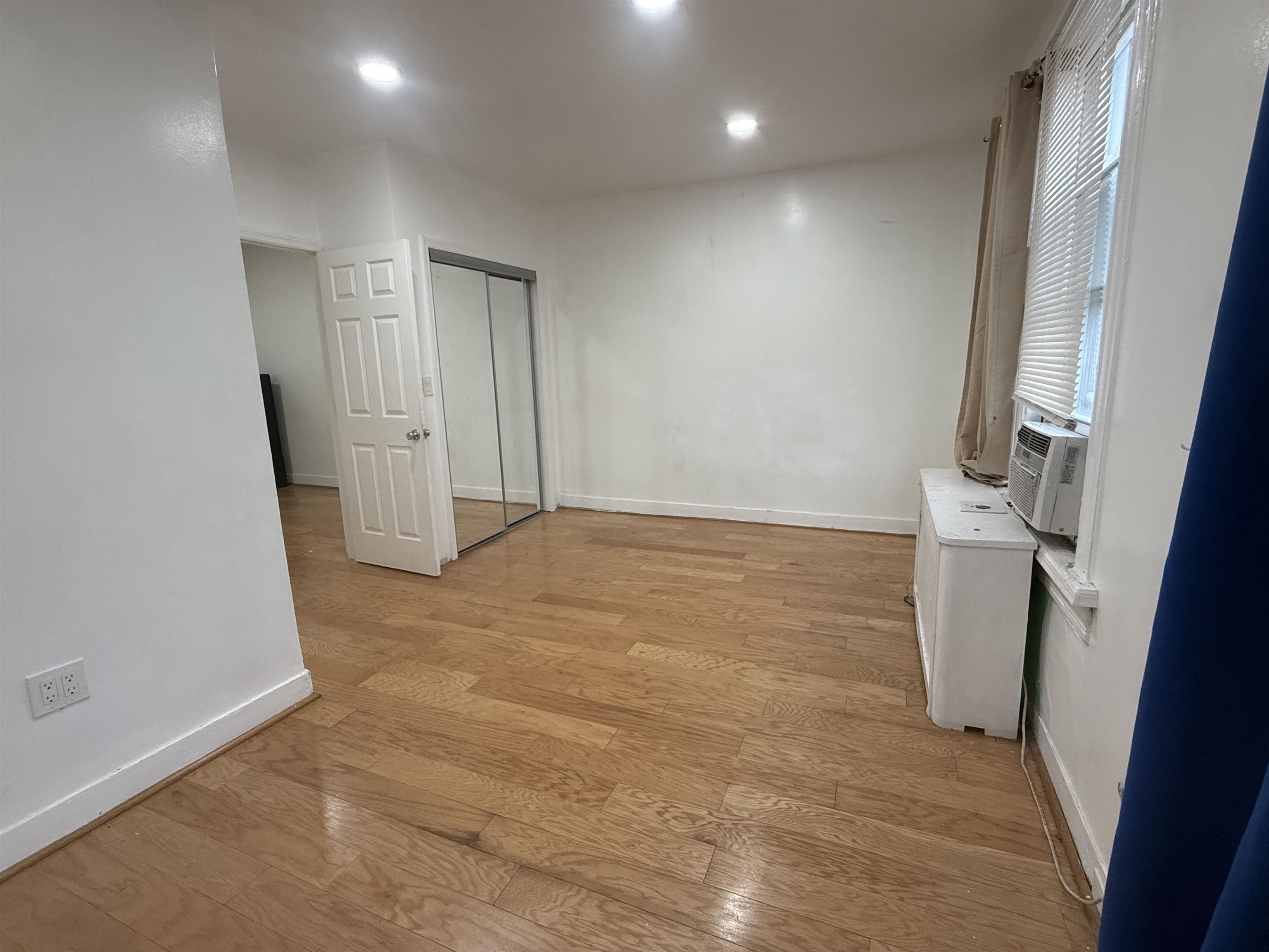 135a GRACE ST Unit: 2a