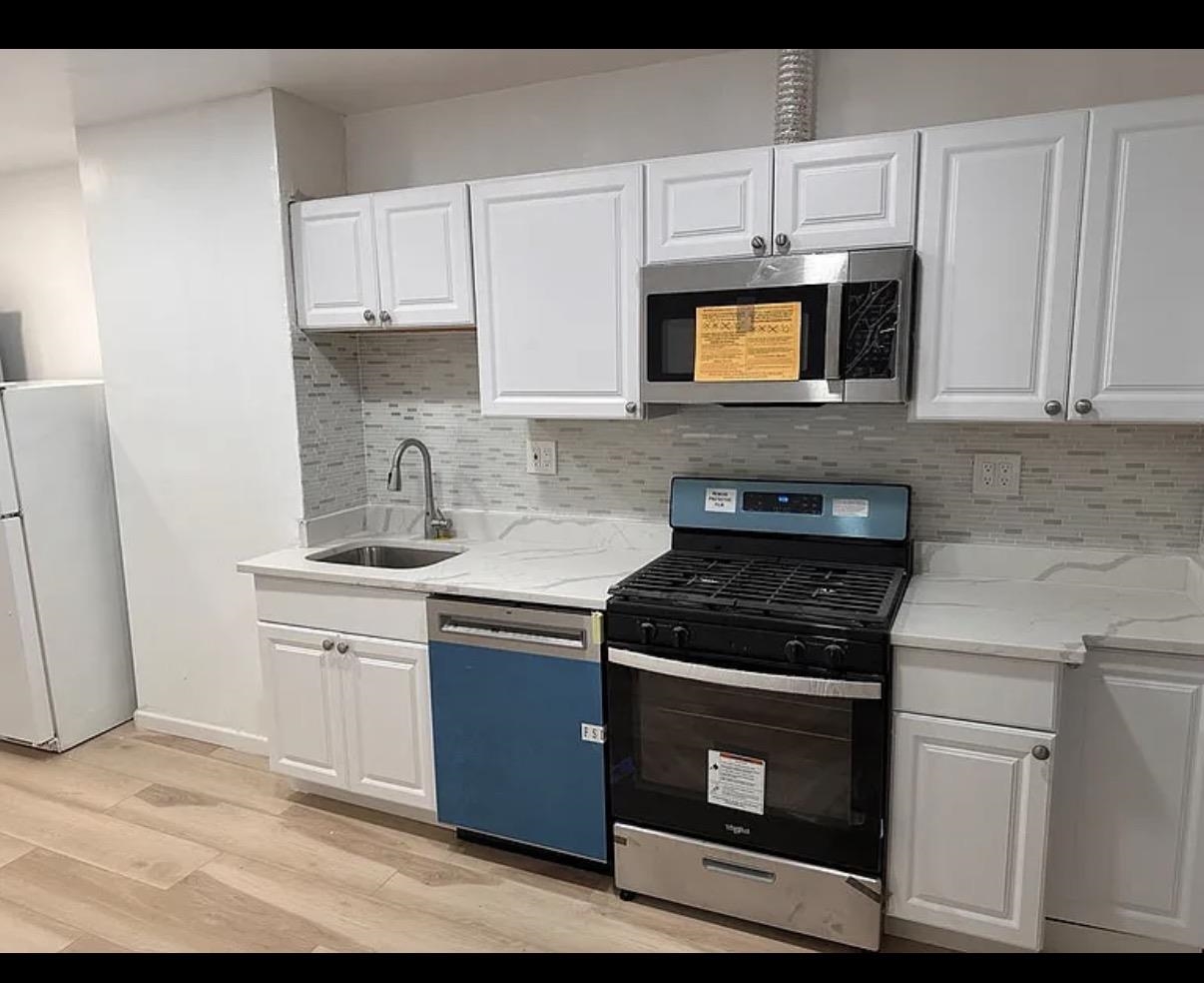 135a GRACE ST Unit: 2a