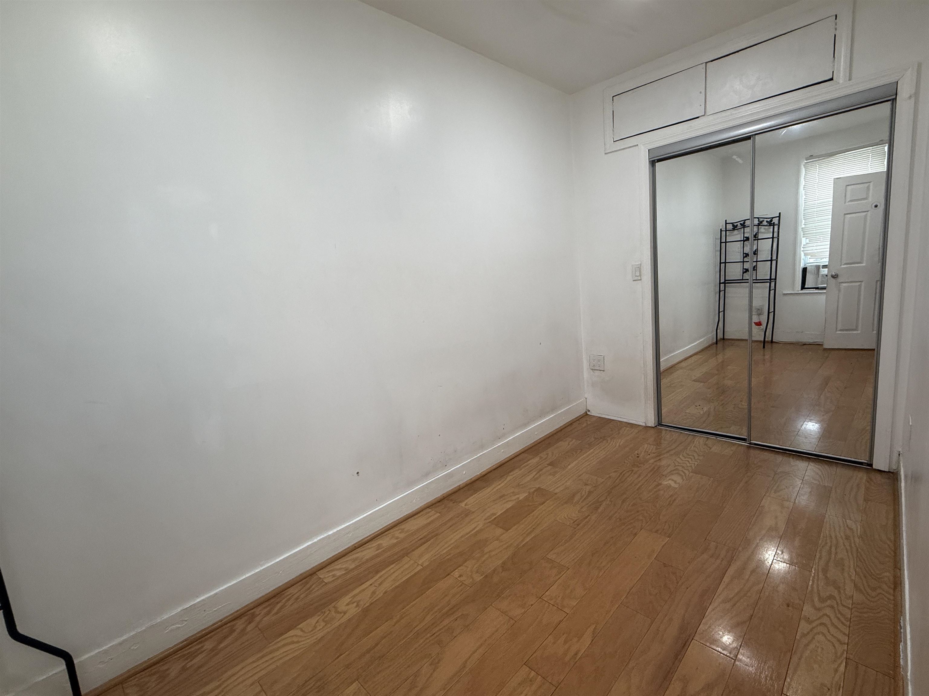 135a GRACE ST Unit: 2a