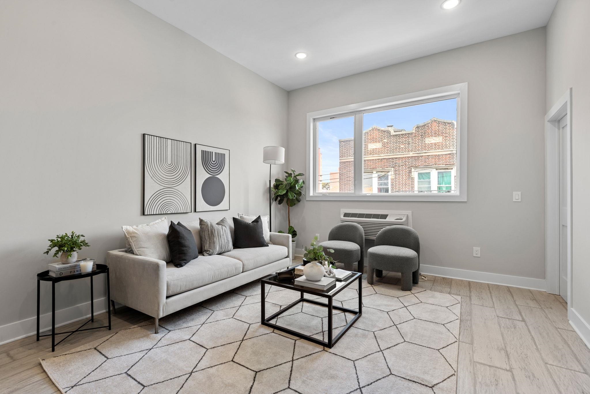 519 54TH ST Unit: 2B