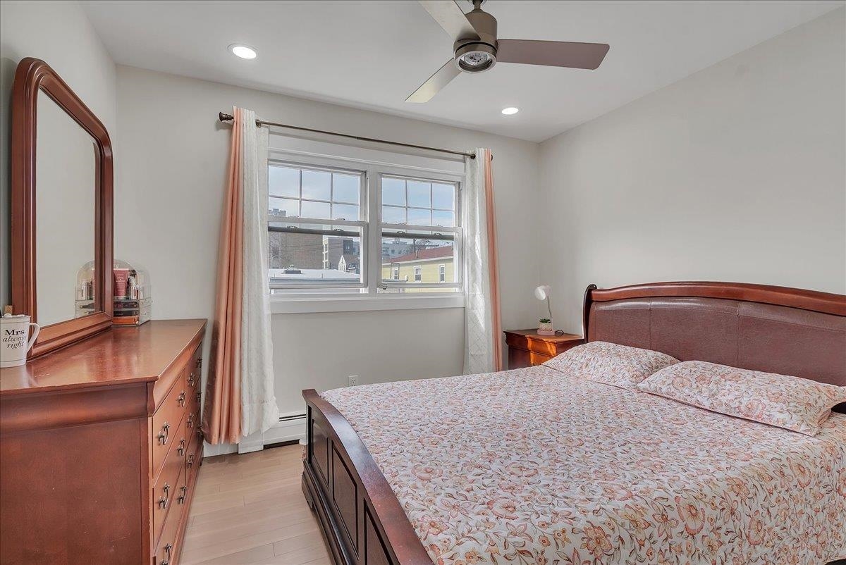 69 HOPKINS AVE