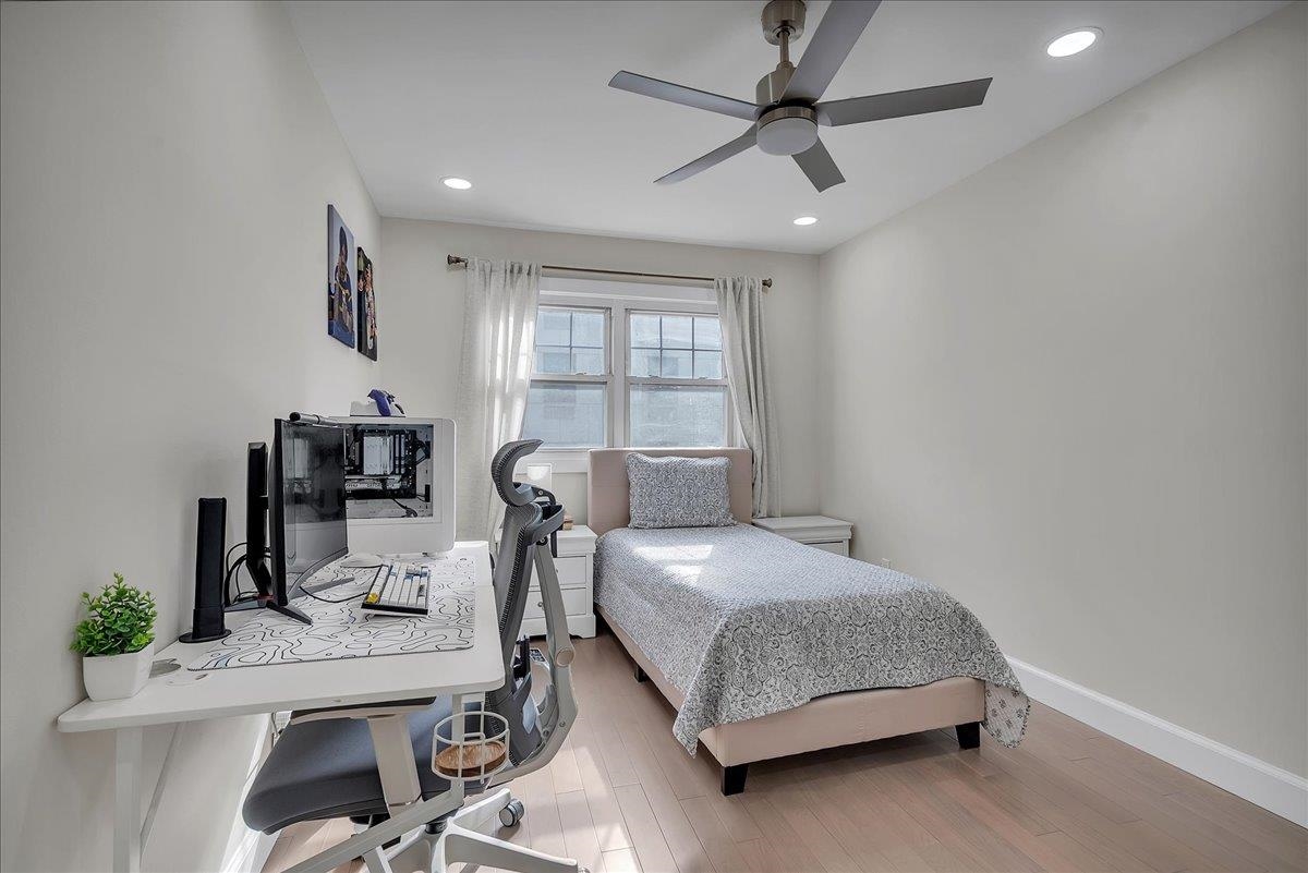 69 HOPKINS AVE