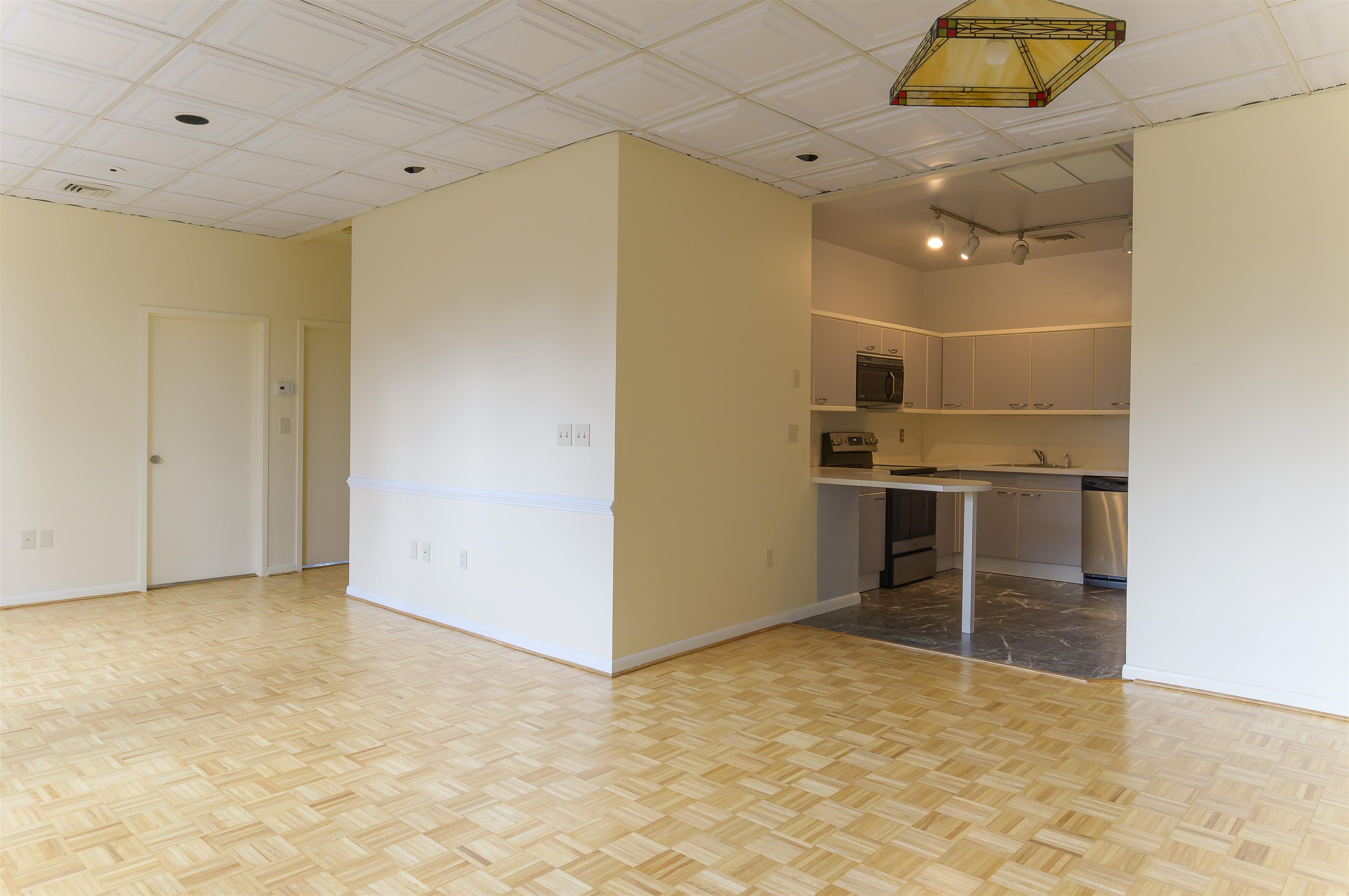 75 LIBERTY AVE Unit: C17