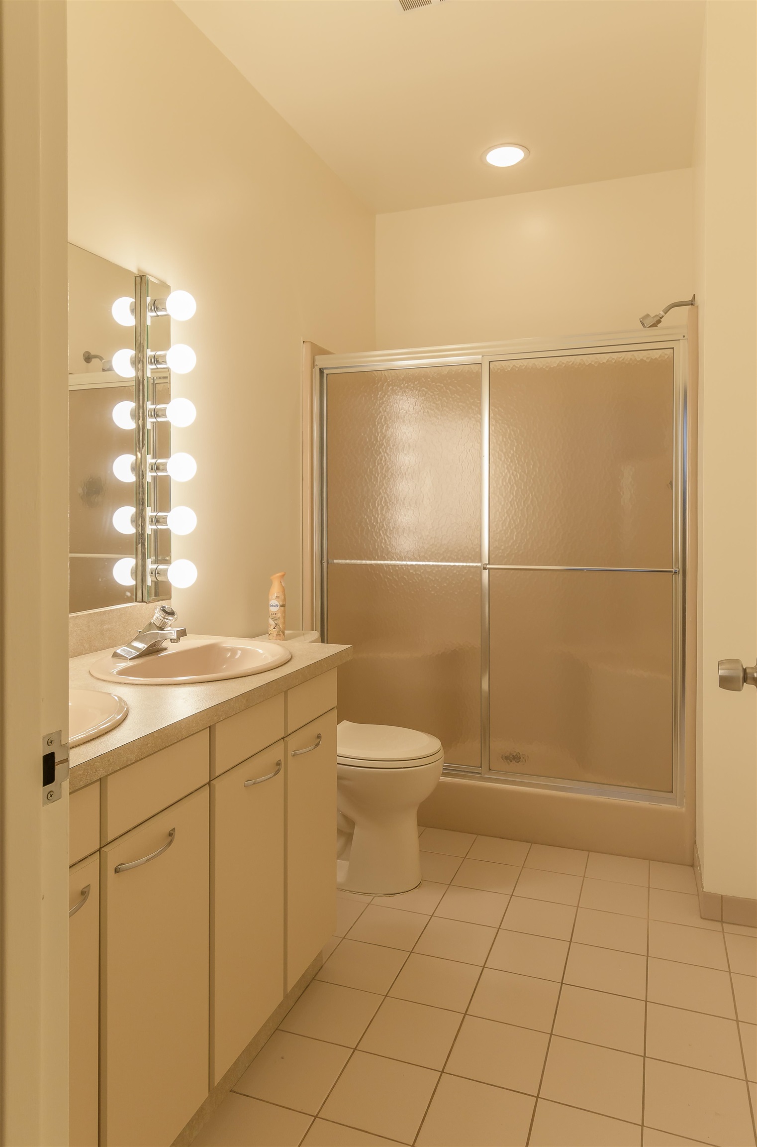 75 LIBERTY AVE Unit: C17