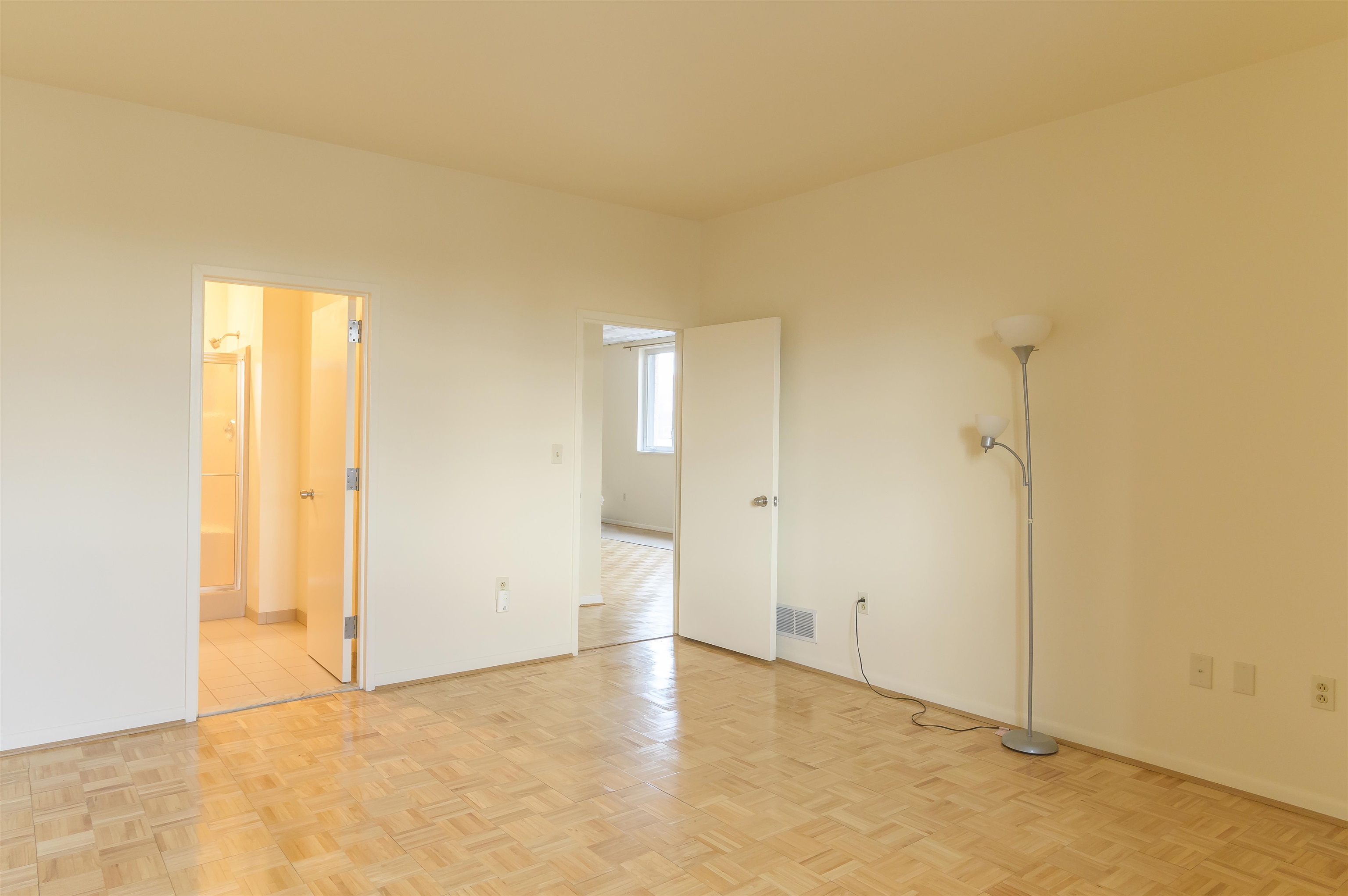 75 LIBERTY AVE Unit: C17