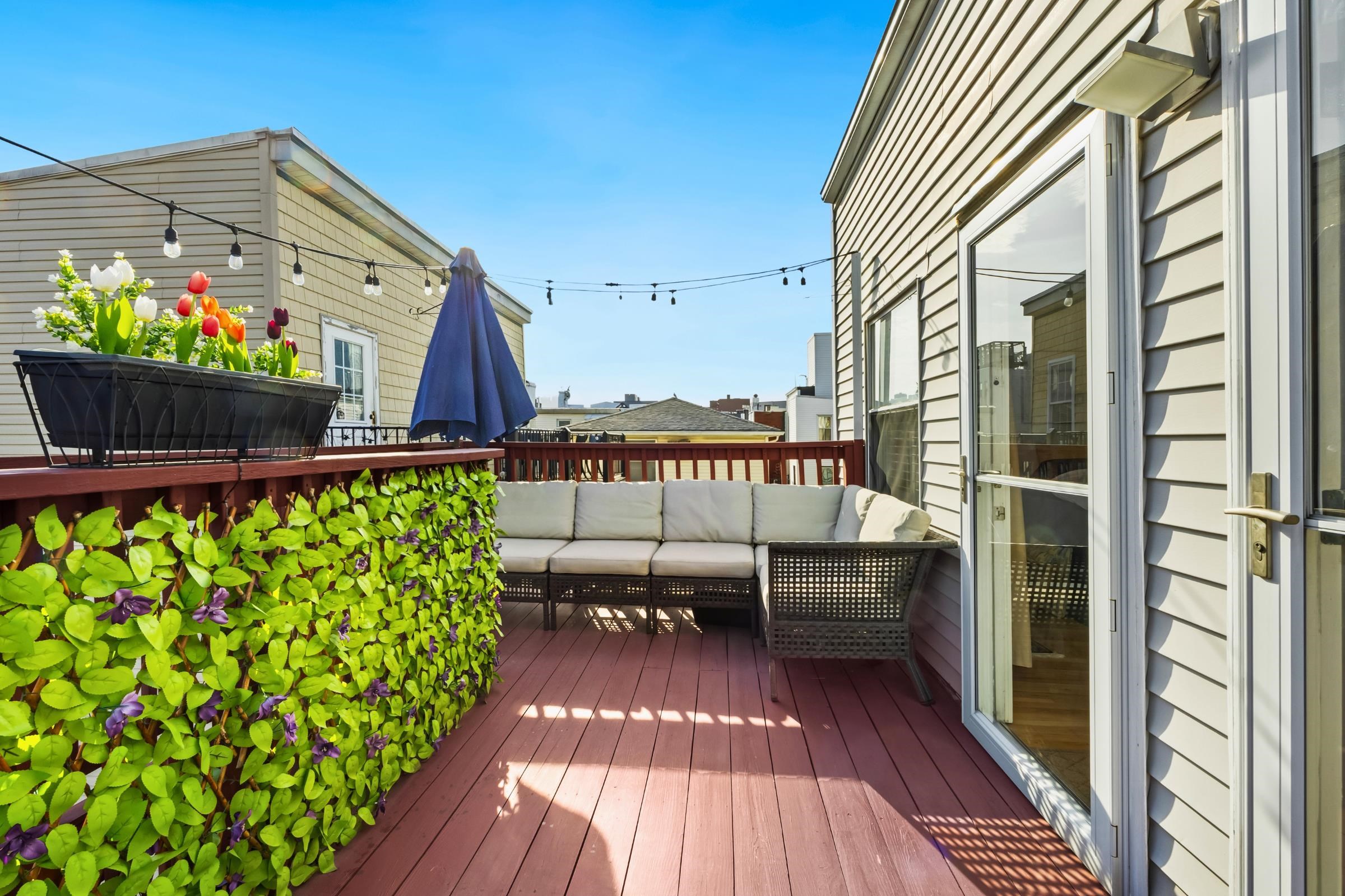 325 5TH ST Unit: 3