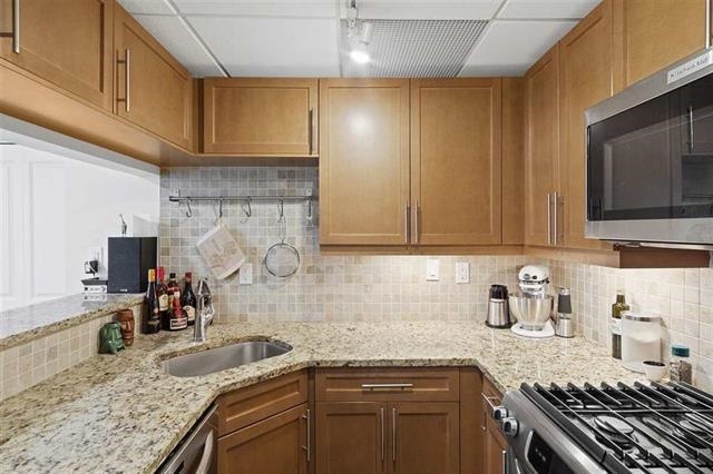 357 VARICK ST Unit: 324B