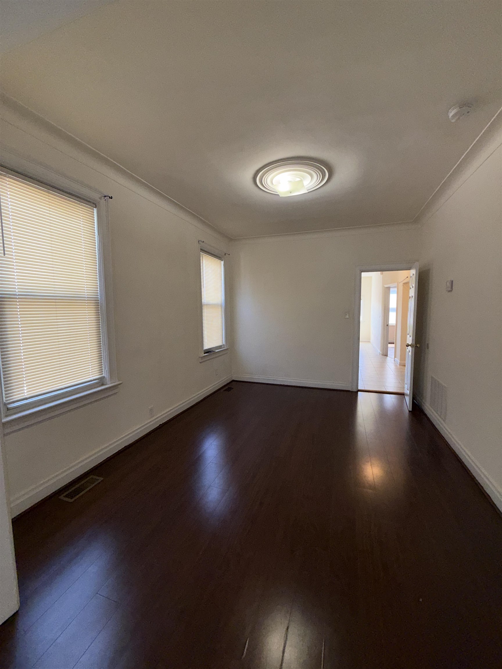 726 GARFIELD AVE Unit: 1