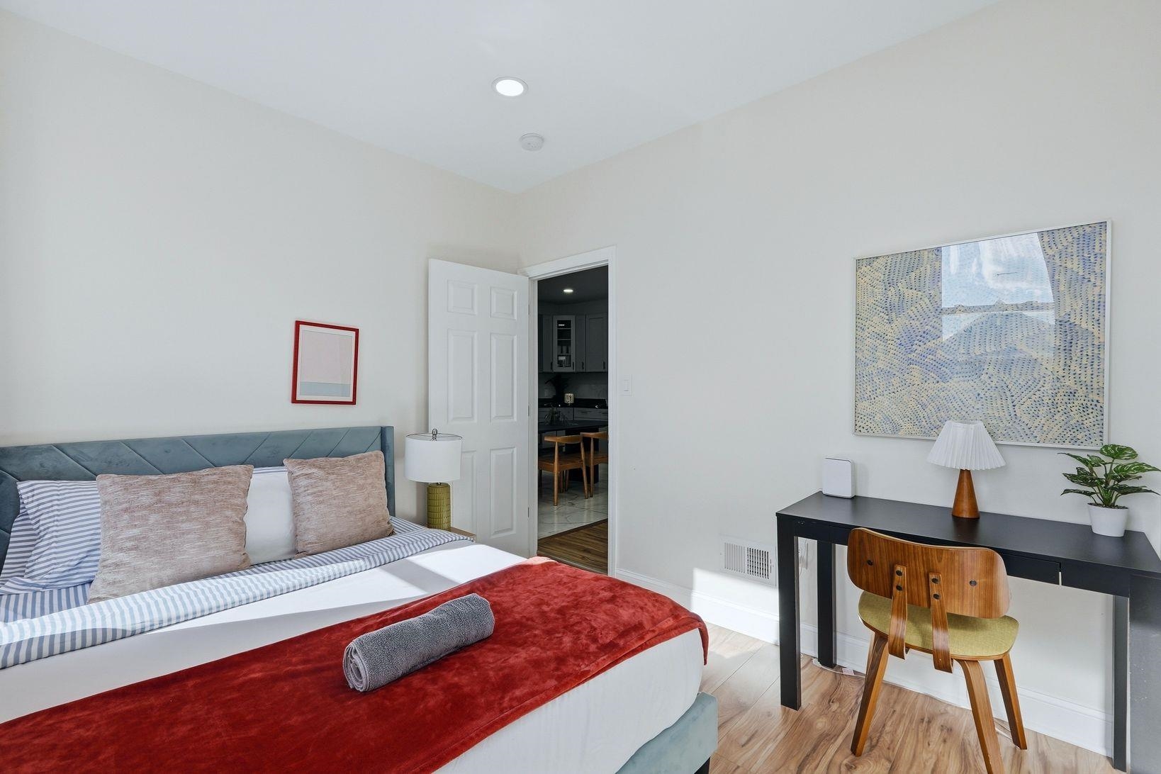 423 5TH ST Unit: 2