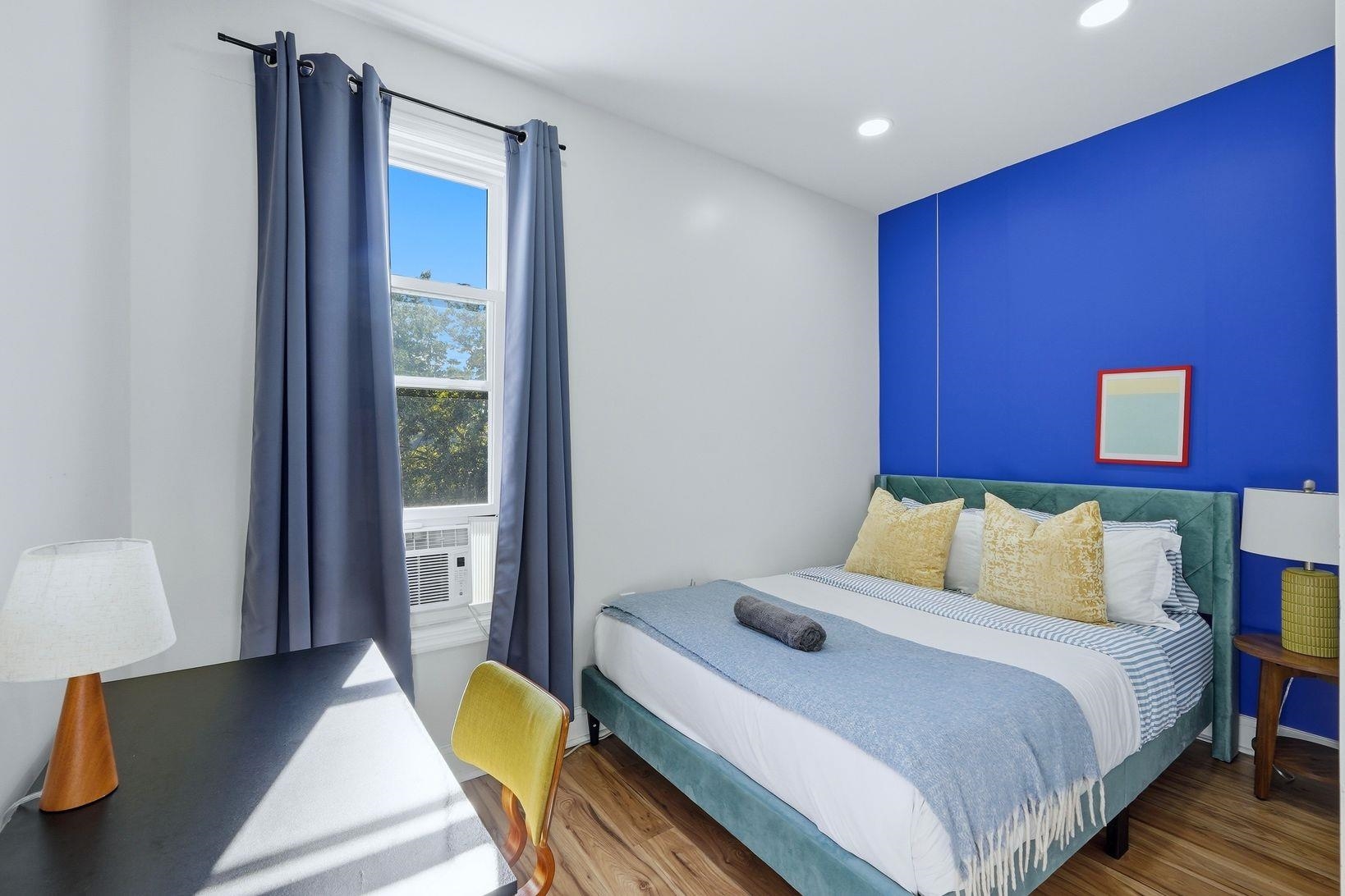 423 5TH ST Unit: 2