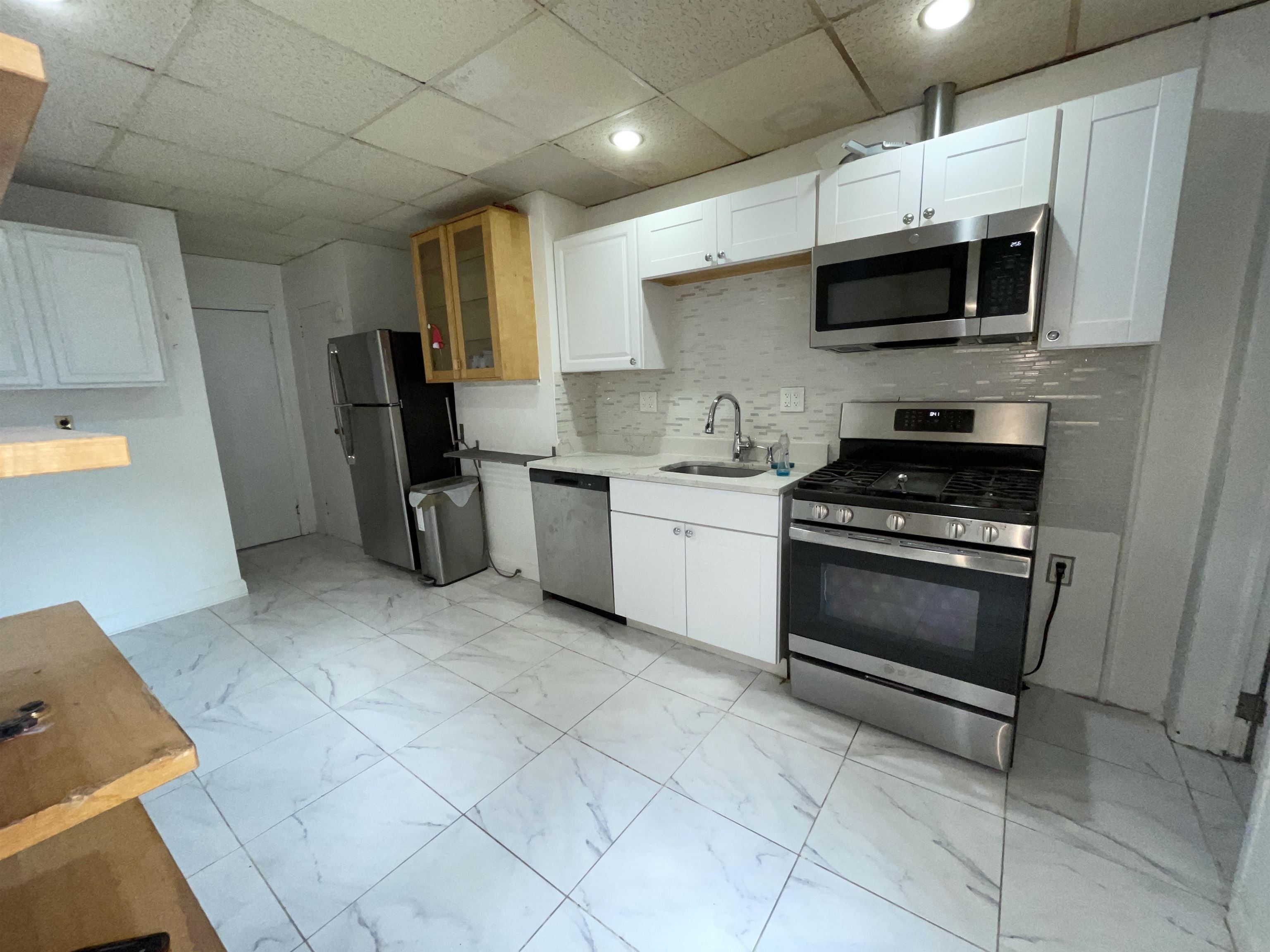135A GRACE ST Unit: 1