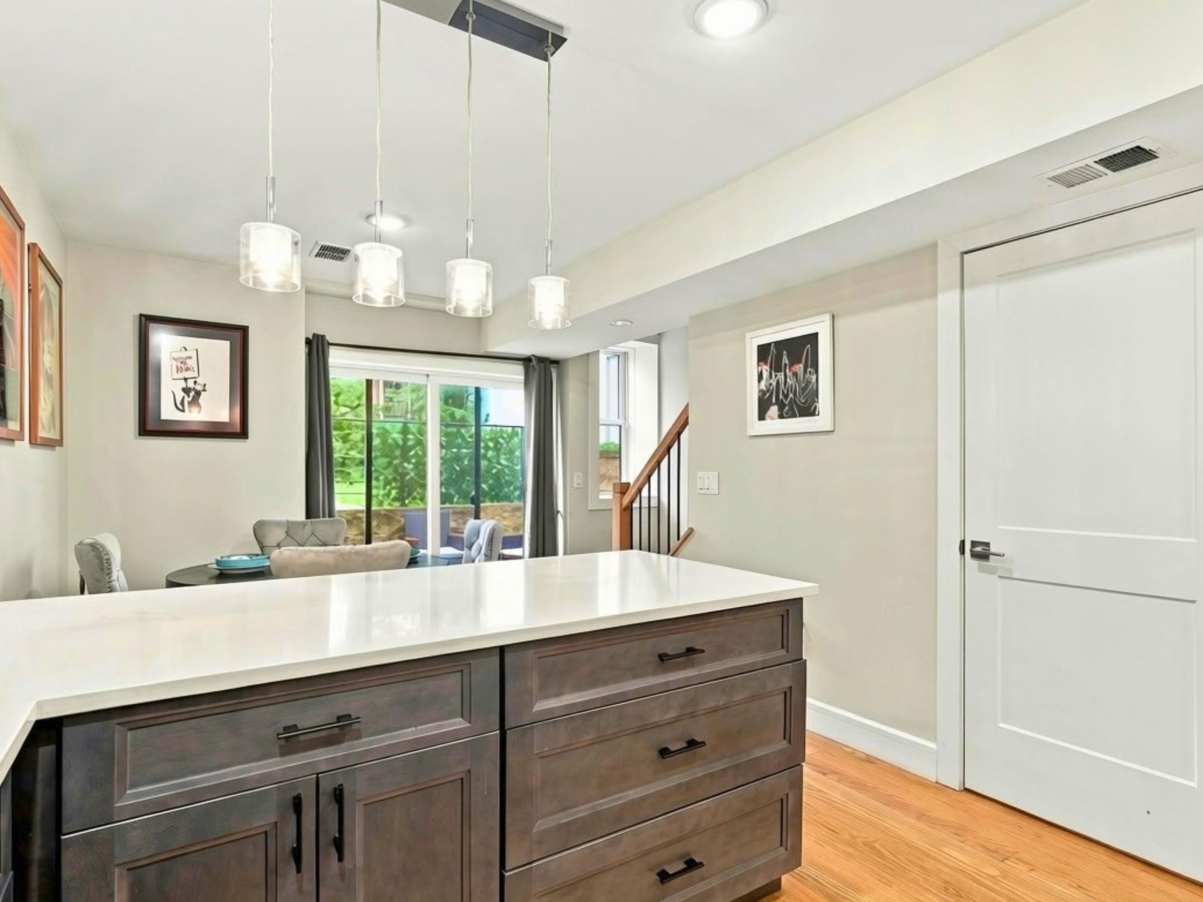152 BEACH ST Unit: 1