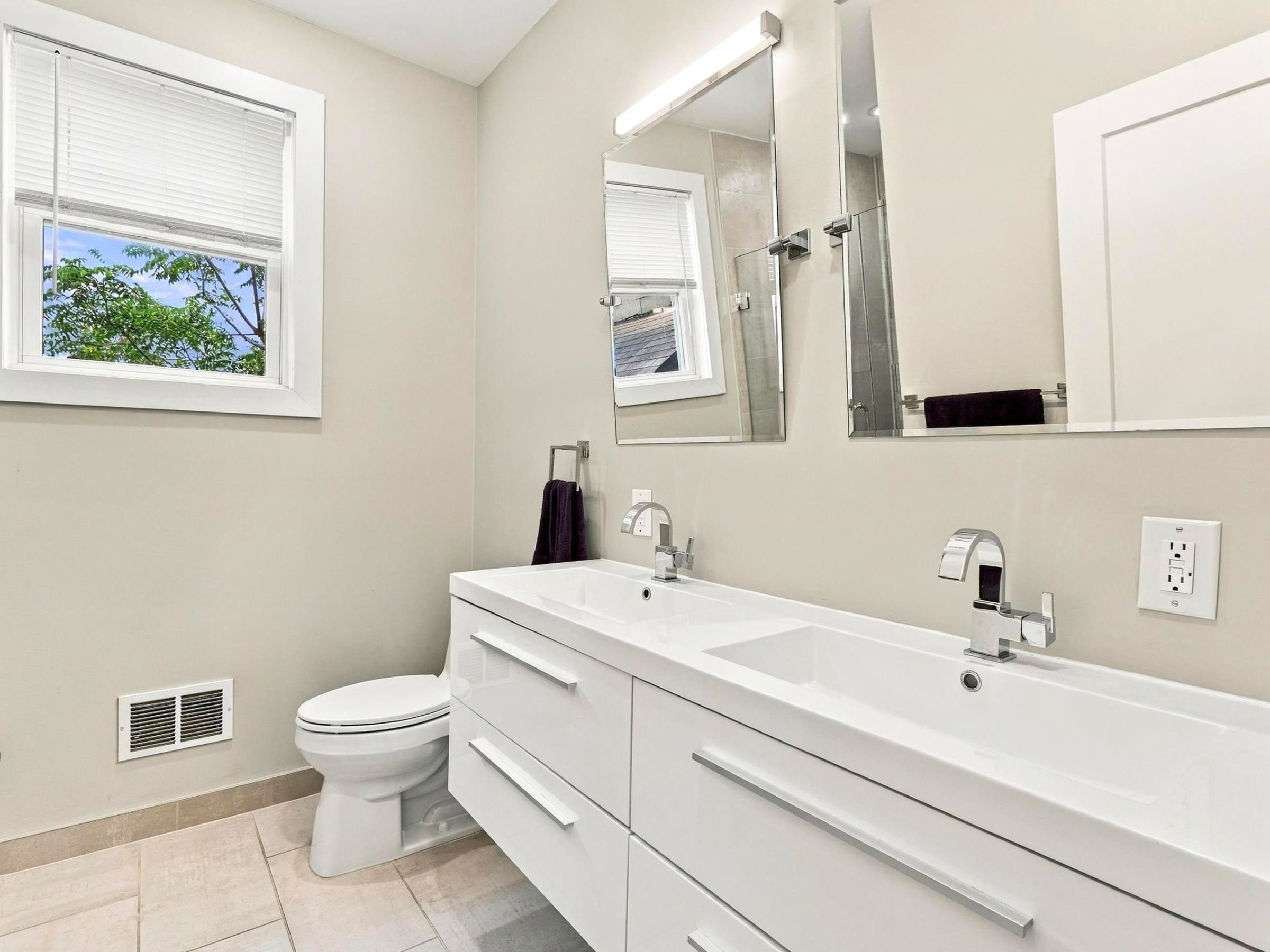 152 BEACH ST Unit: 1
