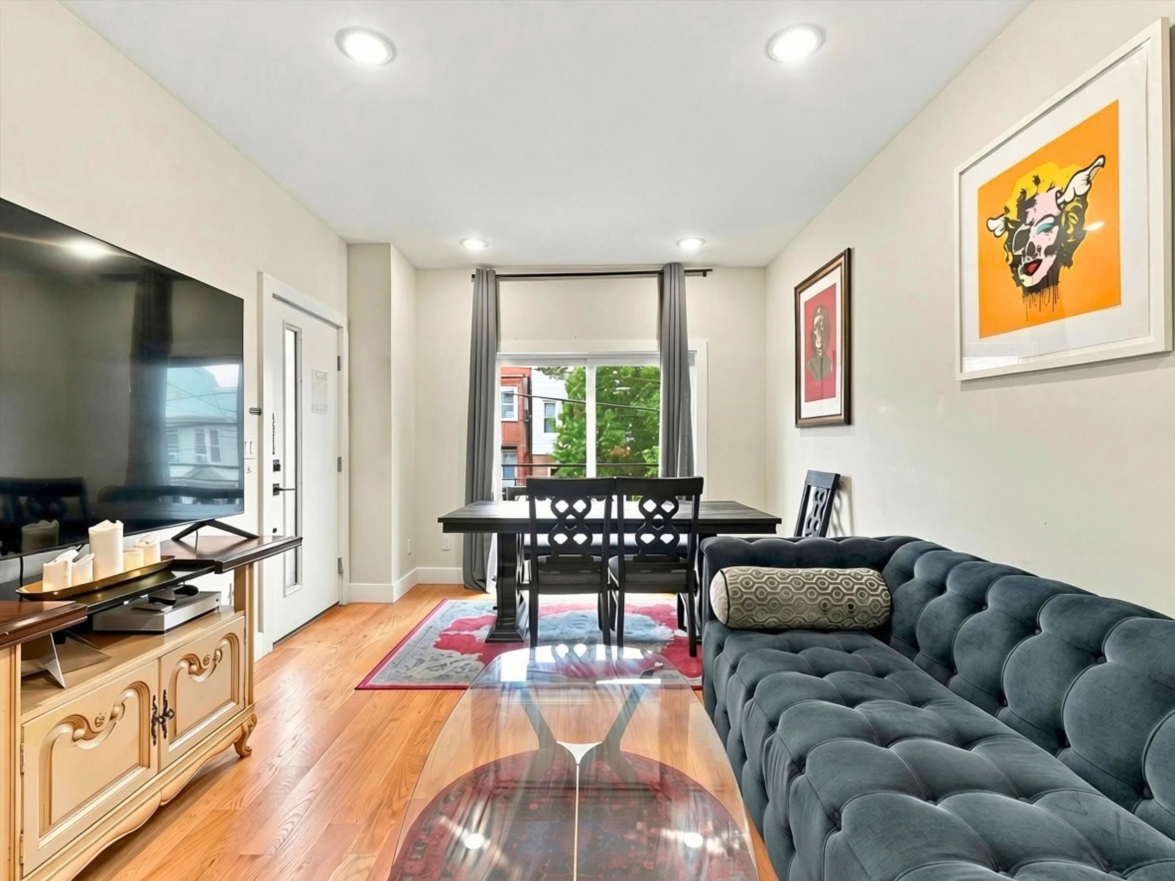 152 BEACH ST Unit: 1