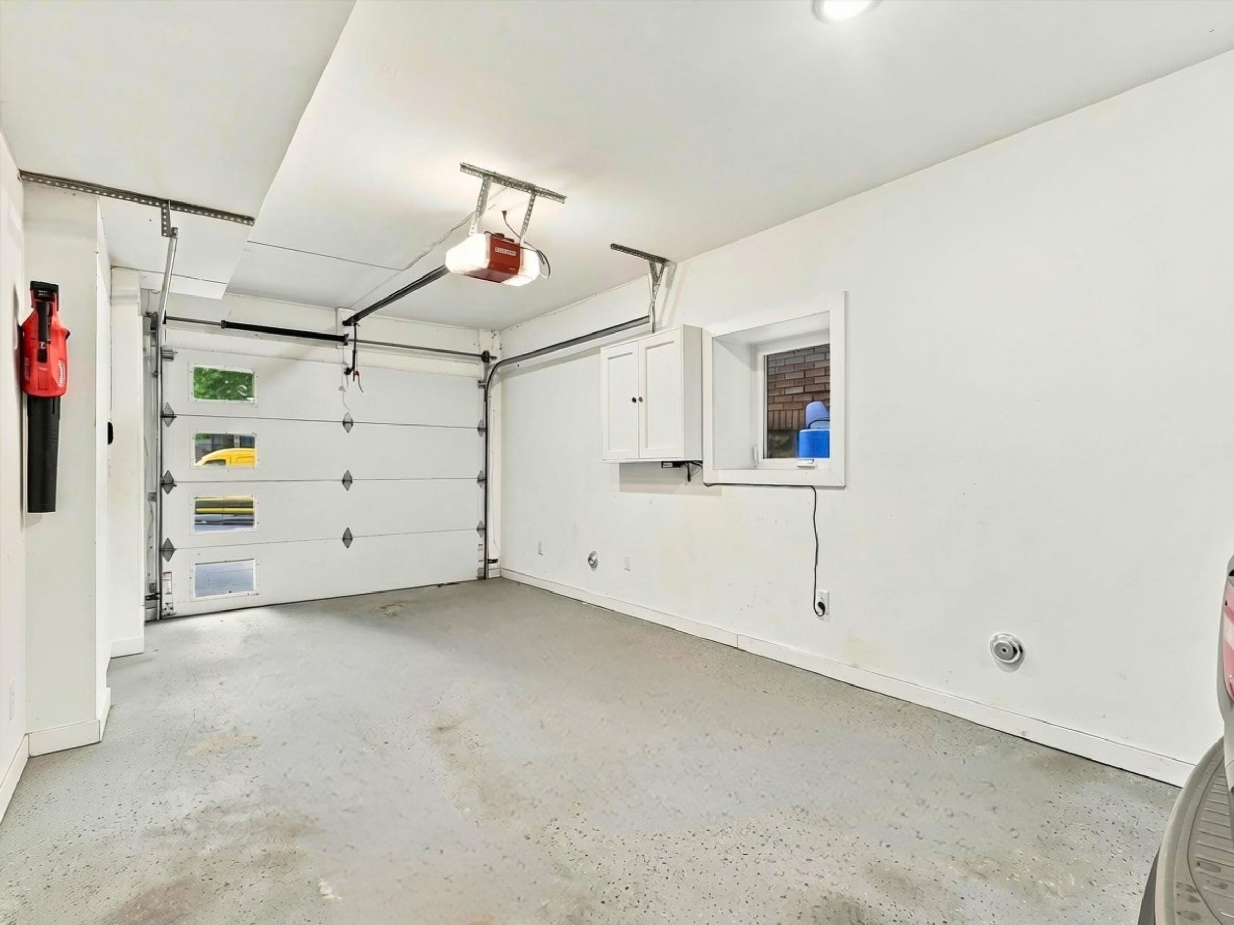 152 BEACH ST Unit: 1