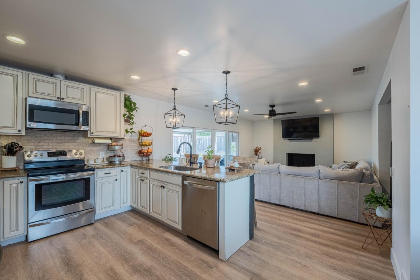 17045 Nina Court