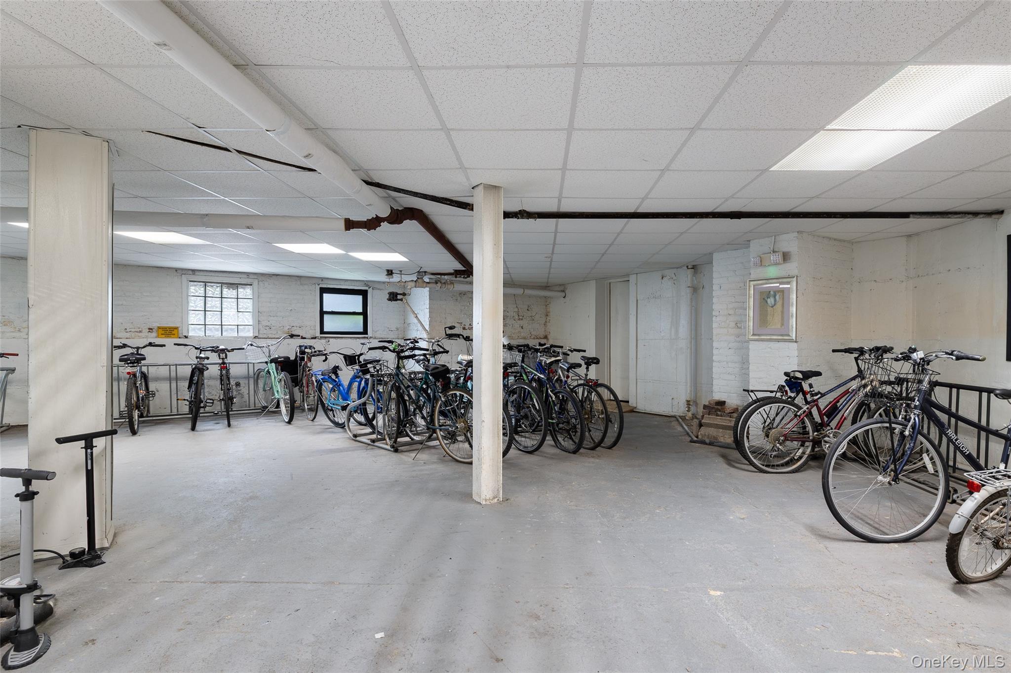 12 Hempstead Avenue Unit: 2