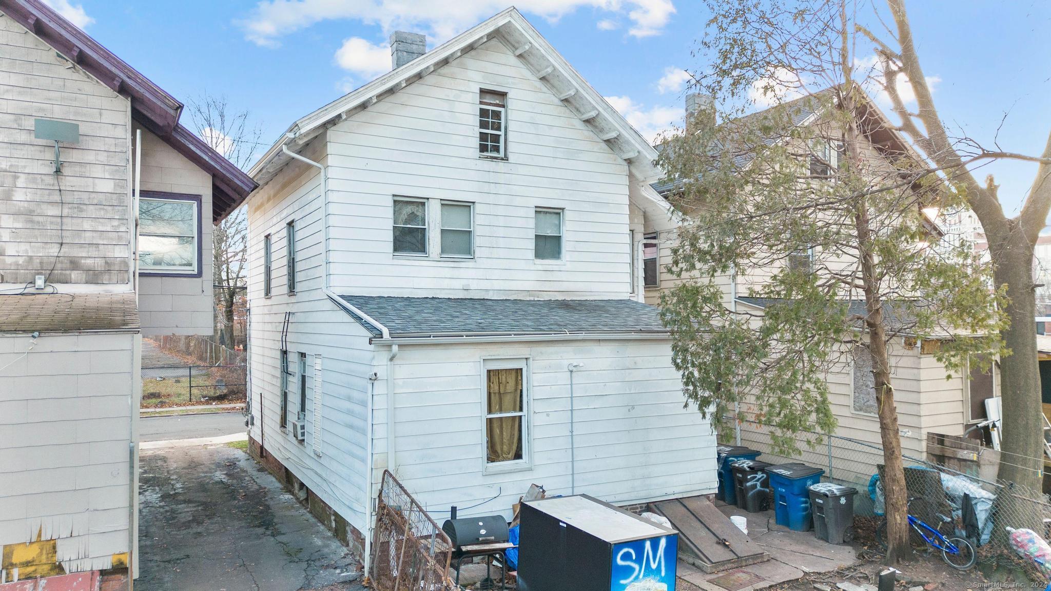 32 Bright Street