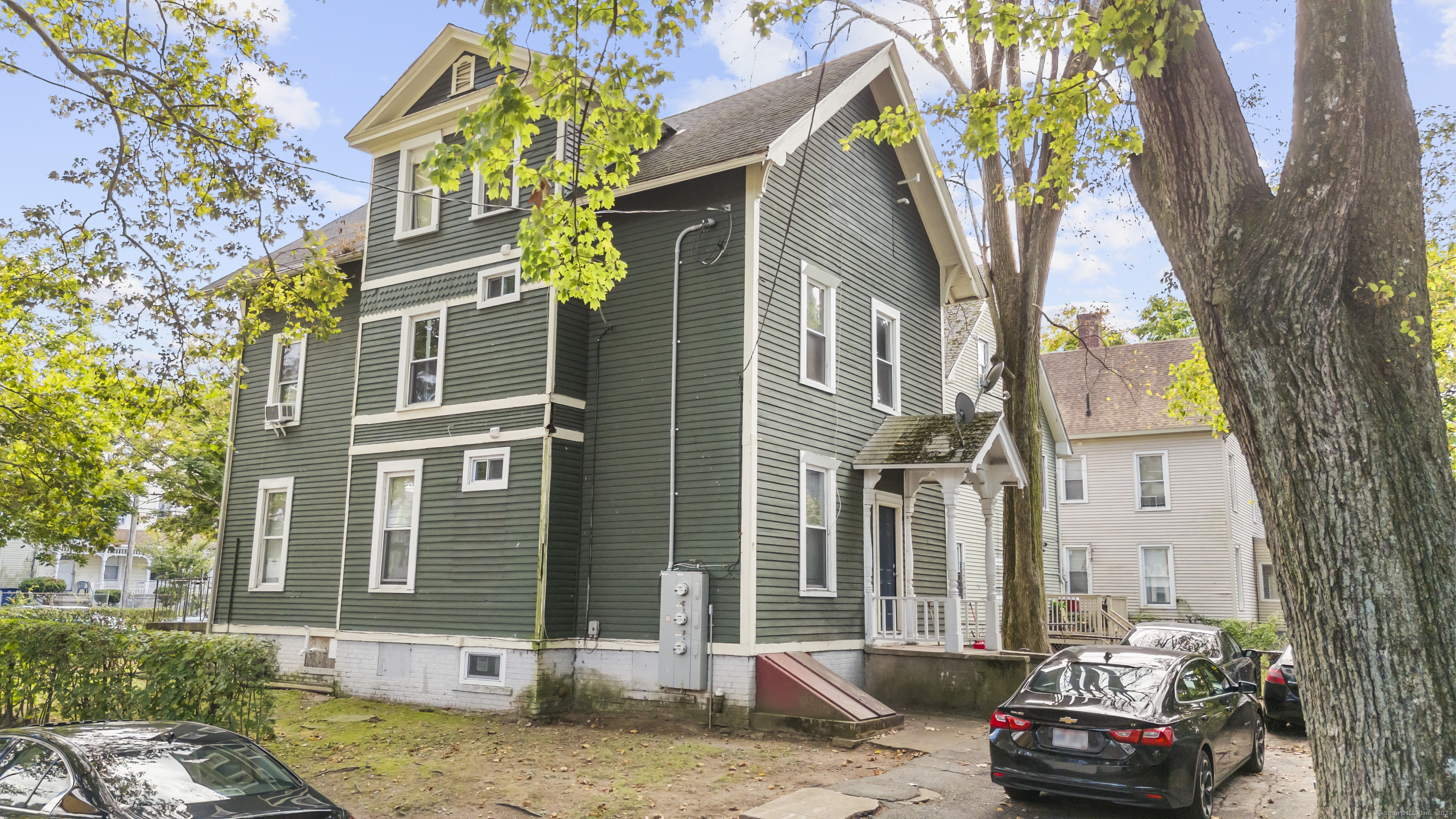 498 Dixwell Avenue