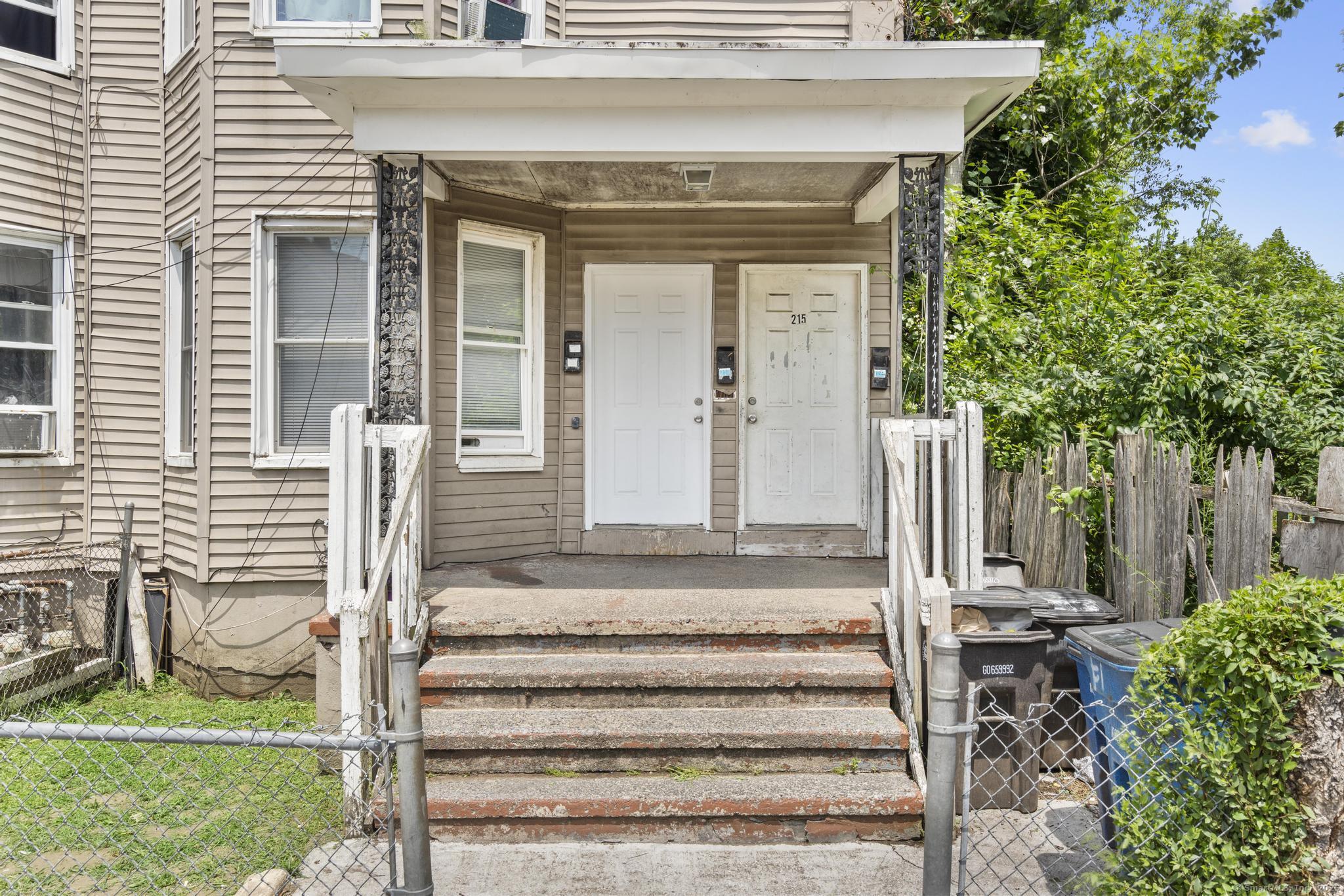 215 Rosette Street